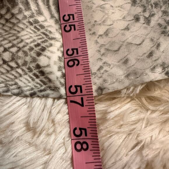 fab'rik Everly one Shoulder Snake Print Maxi Dress Sz S NWT - Picture 9 of 9